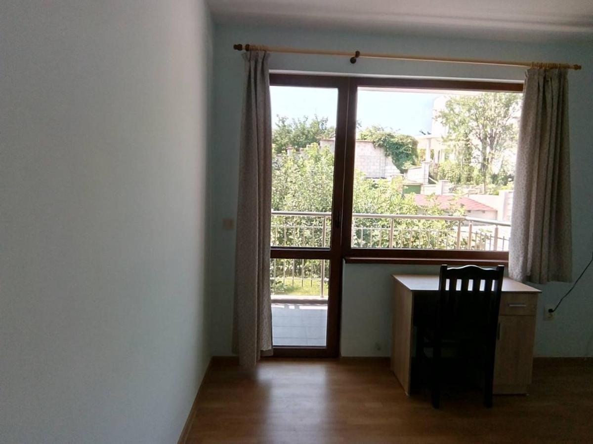 Alfa Guest Rooms With Parking Varna Exterior foto